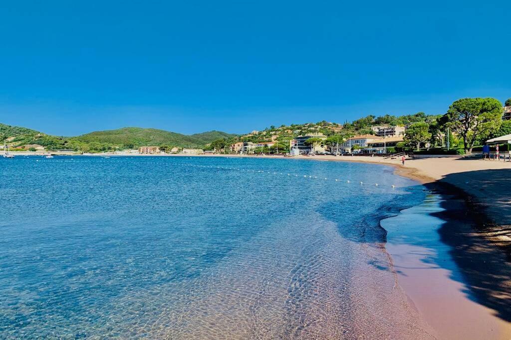 Antheor - Vue Exceptionnelle - Refait A Neuf 4 Couchages Lägenhet Saint-Raphaël Exteriör bild