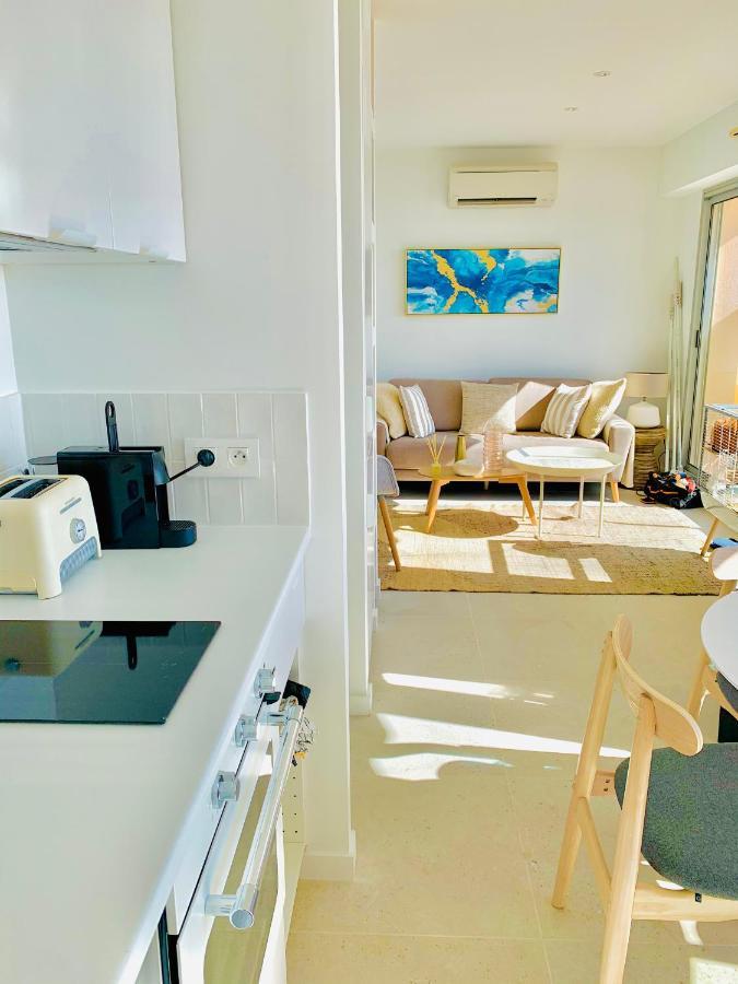 Antheor - Vue Exceptionnelle - Refait A Neuf 4 Couchages Lägenhet Saint-Raphaël Exteriör bild